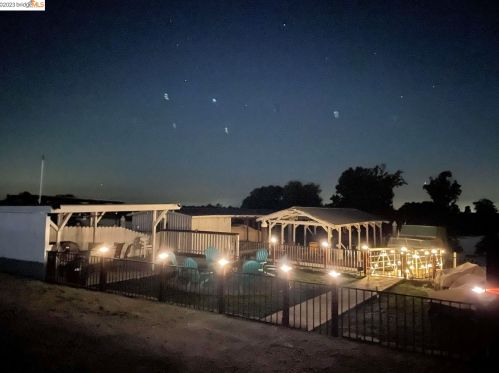 4526 Sandmound Blvd, Oakley CA  94561-5026 exterior