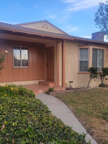 307 Forhan St, Long Beach, CA 90805-2244