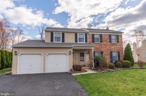 247 Twining Rd, Lansdale, PA 19446-6316