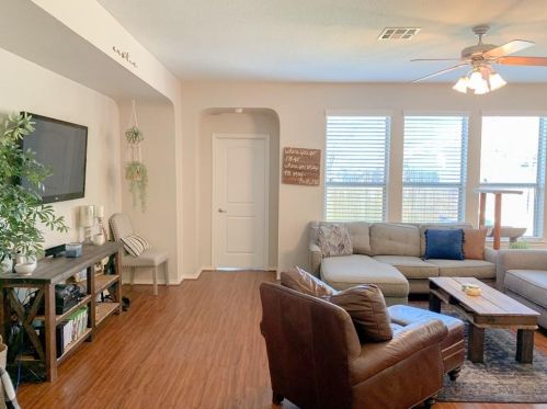 2411 Waizel Way, Georgetown TX  78626-8141 exterior