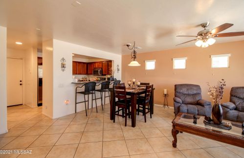 5714 Ladyslipper Pl, Tucson, AZ 85747-6006