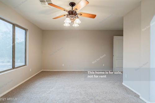 837 Cathy Dr, Gilbert AZ 85296-3639 exterior