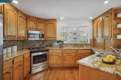 1539 Las Trampas Rd, Alamo, CA 94507-1846