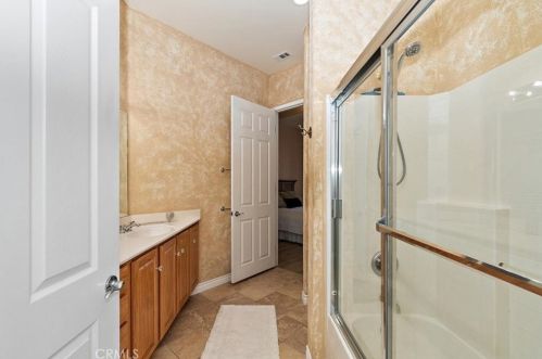 825 Sherwood Ct, Beaumont CA  92223-8556 exterior