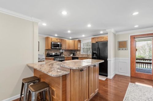 12 Heritage Ln, Trafford PA  15085-1323 exterior
