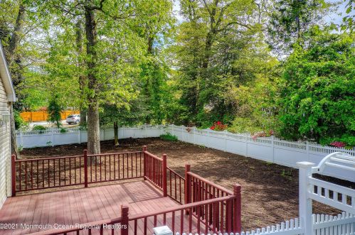 2278 Burroughs Ave, Northfield NJ  08225-1063 exterior