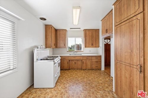 4524 Glenfinnan Ave, Covina CA  91723-1033 exterior