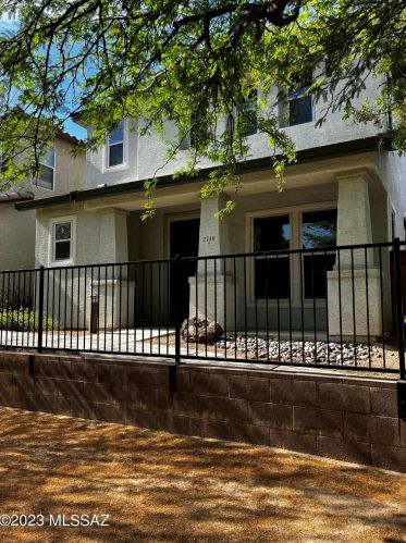2740 Saramano Ln, Tucson, AZ 85712-5264