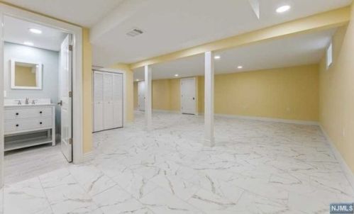 436 Ruckman Rd, Closter NJ  07624-2326 exterior