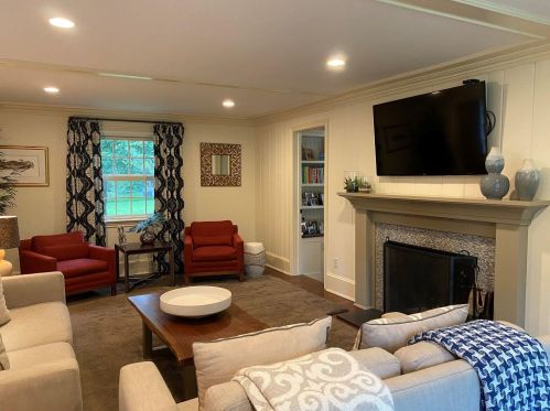 65 Conrad Rd, New Canaan CT  06840-6725 exterior