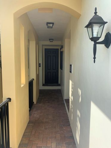 1930 Dixie Hwy, West Palm Beach, FL 33407-6008