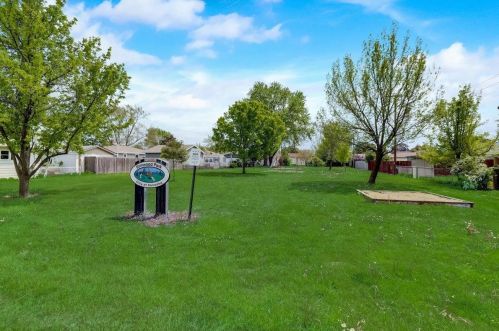 7807 34th Ave, Kenosha WI  53142-4631 exterior