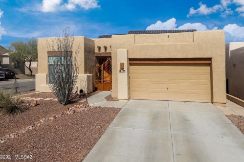 307 Calle Garbillo, Green Valley, AZ 85614-3760