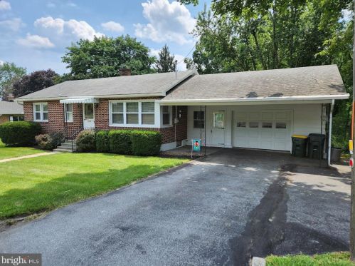 9644 Hamilton Blvd, Breinigsville PA  18031-1722 exterior