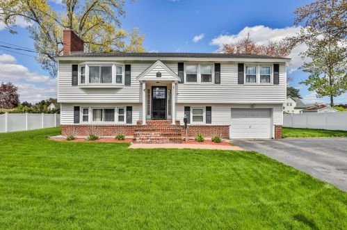 10 Dane St, Nashua, NH 03060-5803