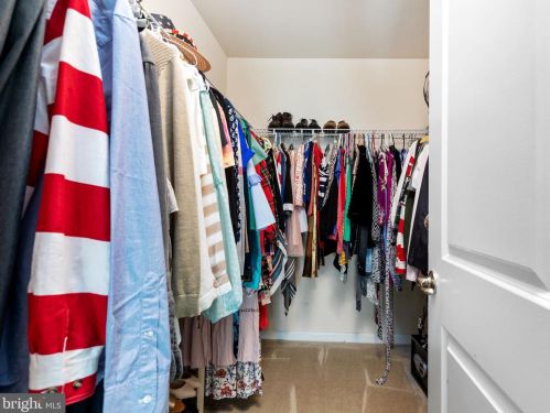 111 Eisentown Dr, Lovettsville VA  20180-8547 exterior