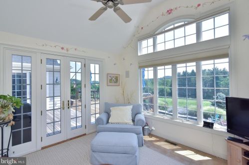 116 Osborne Cir, Kennett Sq PA  19348-1910 exterior