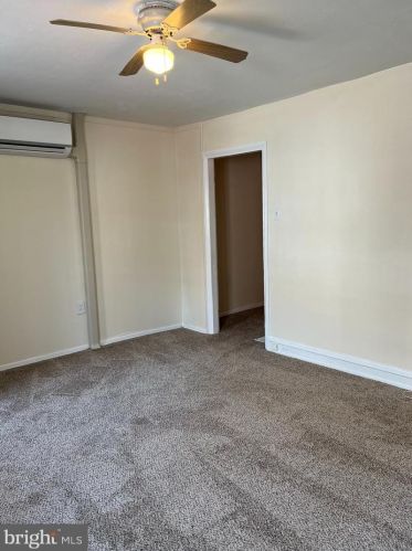 145 Levering St, Philadelphia PA  19127-1413 exterior