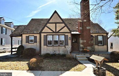 1940 High St, Pottstown, PA 19464-3210