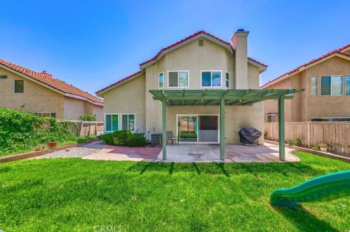 43520 Calle Nacido, Temecula CA  92592-3034 exterior