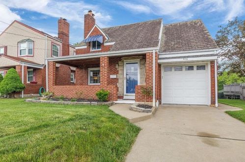 976 Ridge Rd, Bridgeville, PA 15017-2521