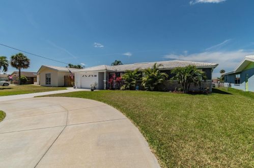 4032 Floramar Ter, New Port Richey, FL 34652-3166
