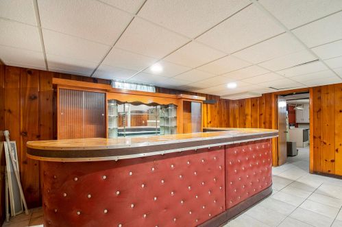 908 Grove St, Mishawaka IN  46545-6054 exterior