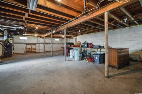 267 Hamilton Ave, North Lindenhurst NY  11757-3813 exterior