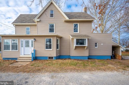 460 Crown Point Rd, West Deptford NJ  08086-2124 exterior