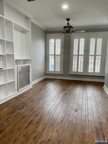 515 Bloomfield Ave, Montclair NJ  07042-3582 exterior