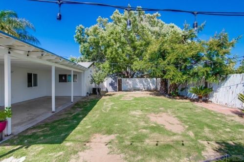 662 Michael St, Oceanside CA  92057-3504 exterior