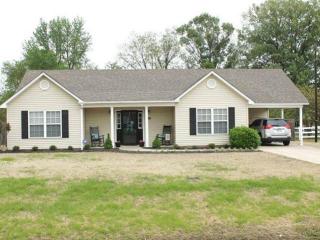 340 Benjamin Dr, Dyersburg, TN 38024-7284