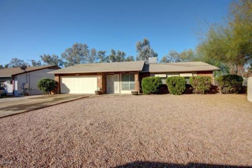 8932 105 Ln, Peoria AZ  85345-7363 exterior