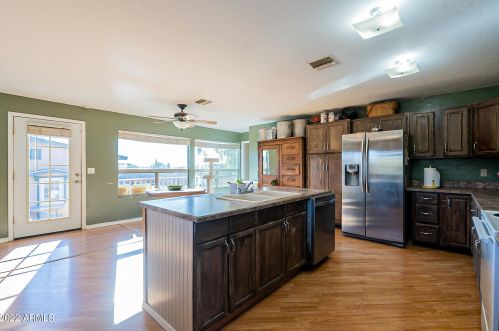 39029 11 Ave, Phoenix AZ 85021-5626 exterior