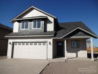 62517 Eagle Rd, Bend, OR 97701-9527