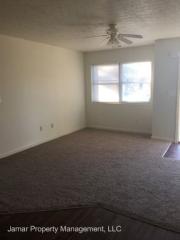 1622 Curry Pike, Blmgtn IN  47403 exterior