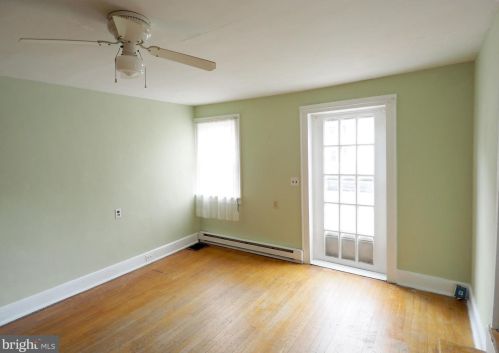 326 Liberty St, Charles Town WV  25414-1828 exterior