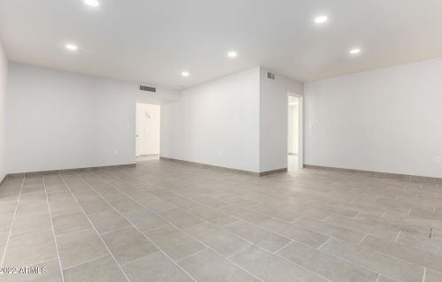 10636 Roundelay Cir, Sun City AZ  85351-2109 exterior