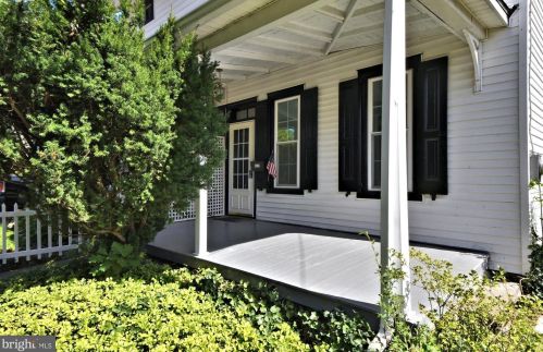 6332 Valley Green Rd, Flourtown, PA 19031-1641
