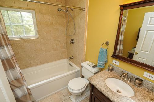 52 Colony Dr, West Sayville NY  11796-1619 exterior