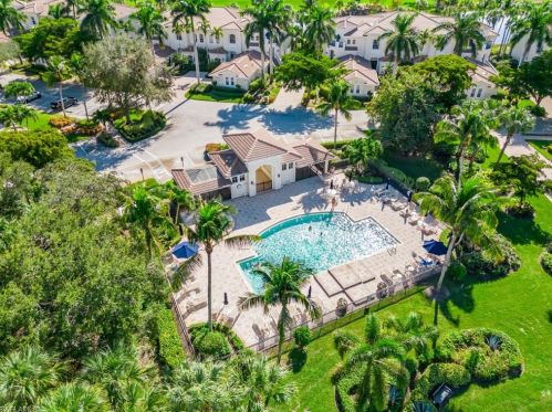 15547 Monterosso Ln, Naples FL  34110-2711 exterior