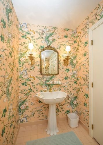 1417 Breakneck Rd, Connellsville PA  15425-6510 exterior