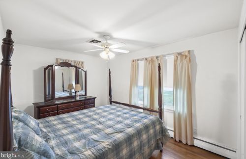 15 Lee St, Hanover PA  17331-1923 exterior