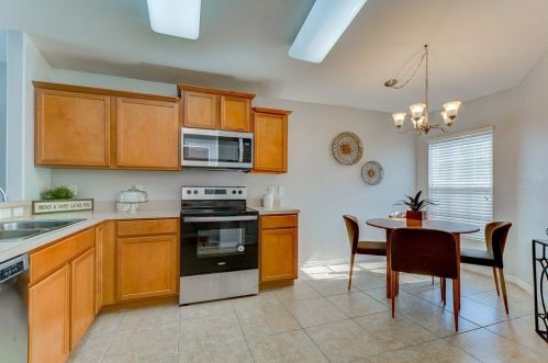 7329 Lumber Port Dr, Ruskin, FL 33573-0132