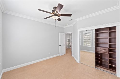 2321 Barn Swallow Ct, Elk Grove CA  95757-8140 exterior