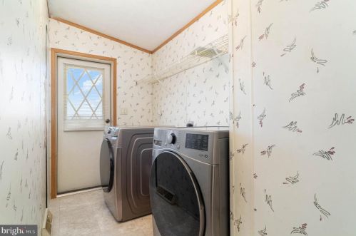 96 Country View Est, North Newton PA  17241-8760 exterior