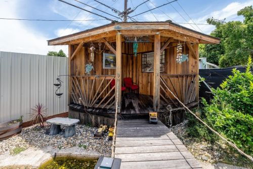 117 Thompson Ave, Ukiah CA  95482-6543 exterior