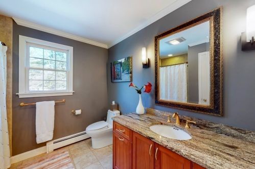 20 Winter St, Medfield MA 02052-1311 exterior