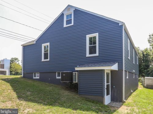 650 George St, Charles Town WV  25414-1461 exterior