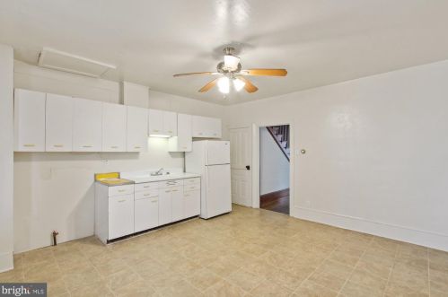 325 1st Ave, Red Lion PA  17356-1517 exterior